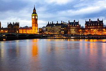Fototapeta na wymiar big Ben and Houses of Parliament at night, London, UK