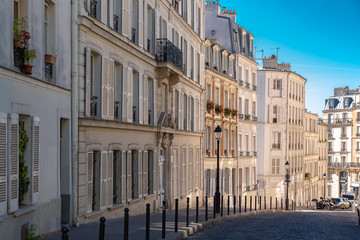 Fototapeta na wymiar Typical street in Montmartre, romantic place in Paris 