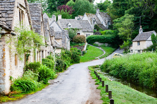 traditional Cotswold cottages in England, UK. Bibury is a village and civil parish in Gloucestershire, England