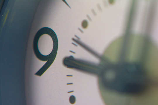 hora 12