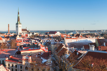 Obraz premium Old town of Tallinn cityscape in winter