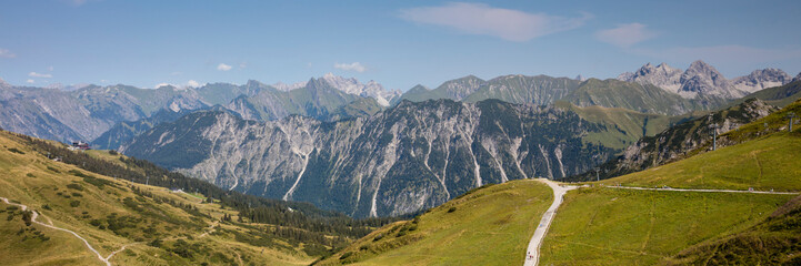 Wanderweg an der Kanzelwand, Allg&auml;uer Alpen, Kleinwalsertal, Vorarlberg, &Ouml;sterreich, Europa