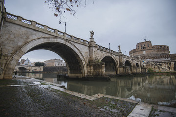 Obraz premium Panoramic view on the Aelian Bridge (Ponte Sant'Angelo ) and Castle Sant'Angelo in Rome Italy