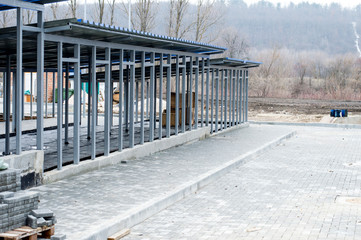 construction of enclosures for a shelter for dogs