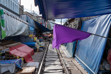 Fototapeta na wymiar Mae Klong Railway Market