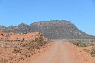 Wüstenpiste im Ischigualasto Naturpark/Argentinien