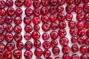 Pattern of fresh cherries prepared for cooking for conservation