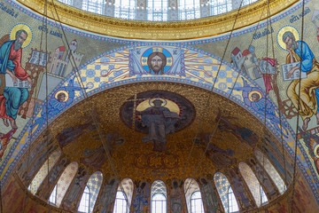 Naklejka premium Russia, Saint-Petersburg, Kronstadt - February 07, 2019: Interior of the Naval Cathedral of St. Nicholas in Kronstadt, Saint-Petersburg, Russia
