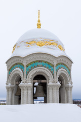 Fototapeta na wymiar Naval Cathedral of St. Nicholas in Kronstadt, Saint-Petersburg, Russia