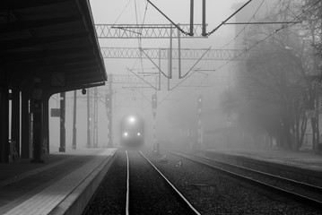 Pociąg we mgle, Polska © VinyLove Foto