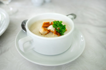 delicious creamy mushroom soup