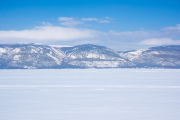 Fototapeta na wymiar Lake Baikal in winter