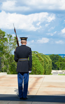 Grave unknown Soldier Arlington national cemetery Washington USA