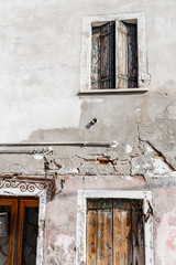 Old venetian building with cracks