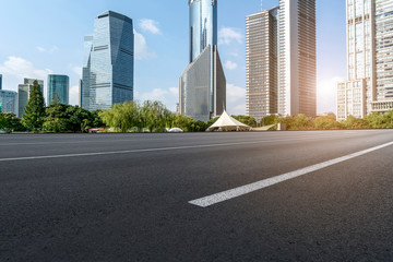 Obraz na płótnie Canvas Highway Road and Skyline of Modern Urban Buildings in Shanghai..