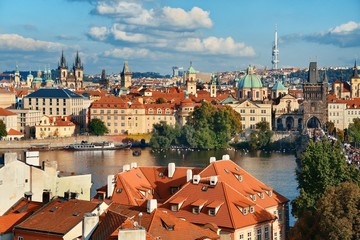 Obraz premium Prague skyline rooftop view