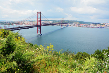 Most 25 Kwietnia w Lizbonie, Portugalia