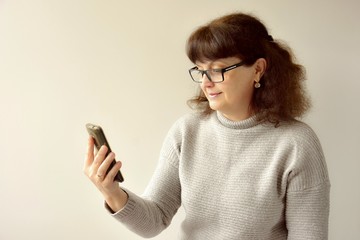  woman and smartphone
