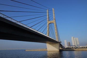 大阪湾に架かる橋