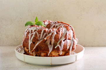 Apple and nut ring cake