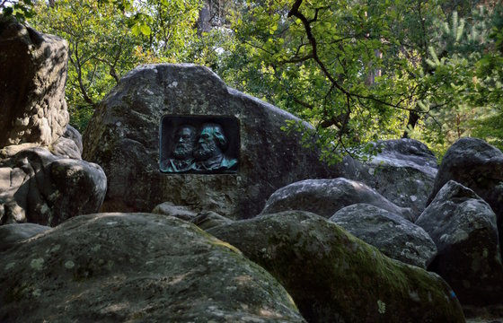 Monument Millet Rousseau