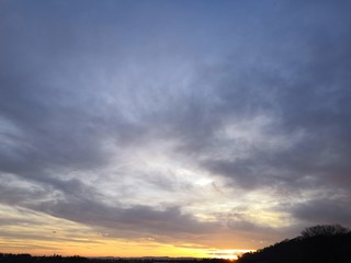 Fototapeta na wymiar Paysage de coucher de soleil 