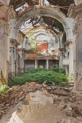 Fototapeta premium Lost Church with Plants