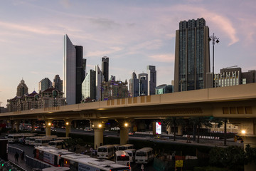 Obraz premium UAE: Dubai downtown traffic.