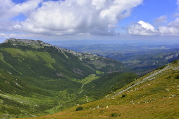 Fototapeta na wymiar Dolina Kondratowa, Tatrzański Park Narodowy, Lato w Tatrach 