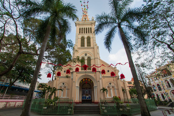 Fototapeta na wymiar ベトナム　ホーチミン　教会