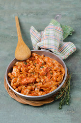 Pasta with tomato sauce