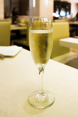 champagne , wine or white wine