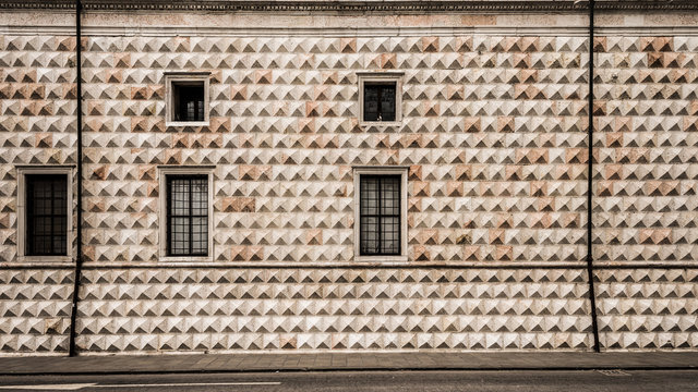 Palazzo Diamanti