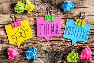 Note Post-it : think positive