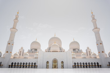 Fototapeta na wymiar Sheikh Zayed mosque.