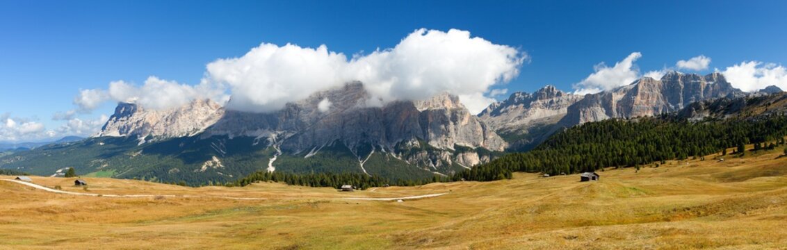 Tofana gruppe, Kreuzkofel gruppe, Piz de Lavarella,