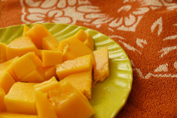 Papaya slices on a plate