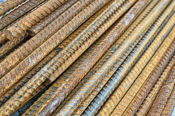 A lot of rusty reinforcement lies in the diagonal plane. Iron texture