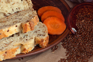 Fresh bread to maintain shape and good digestion with the addition of dry carrots, sunflower seeds and flax seed