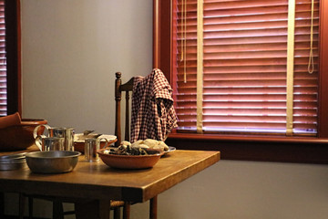 Obraz premium Interior rustic table and window with blinds