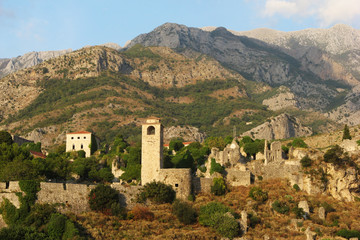 Fototapeta na wymiar Stari Bar (Old Bar) is a small historic town in Montenegro with old Fortress