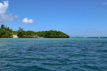 Fototapeta premium 船から見た川平湾