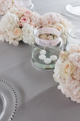 Fototapeta na wymiar Flowers on the table, elegant floral decoration