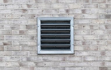 Lüftungsgitter mit Lamellen