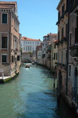 Fototapeta na wymiar Canale veneziano, Venezia, Italia