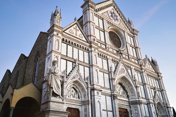 Fototapeta premium Statue of Dante Alighieri, in Santa Croce square, Florence, Italy