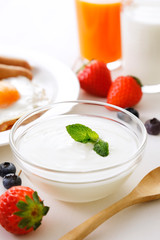 ヨーグルト　Berry yogurt image