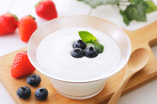 ヨーグルト　Berry yogurt image