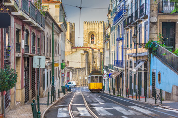 Lisbon, Porgugal cityscape and tram - obrazy, fototapety, plakaty
