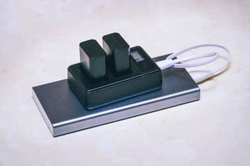 Battery charging from power Bank